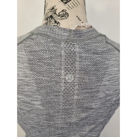 Lululemon Pullover Sz 6 Run Swiftly Short Sleeves Gray Fitted Crewneck - Picture 4 of 5